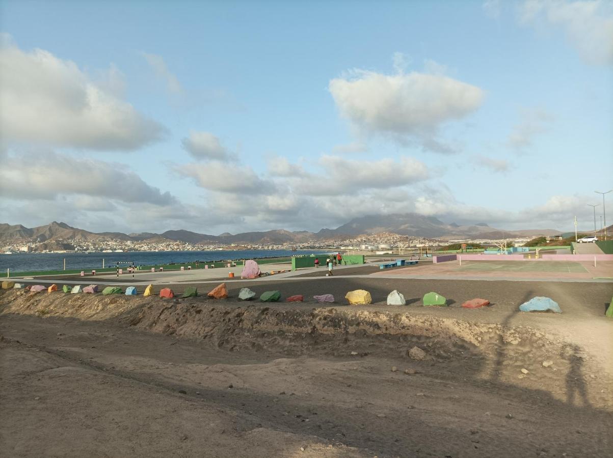 Seafront Holiday House On The Mindelo Bay Exterior photo