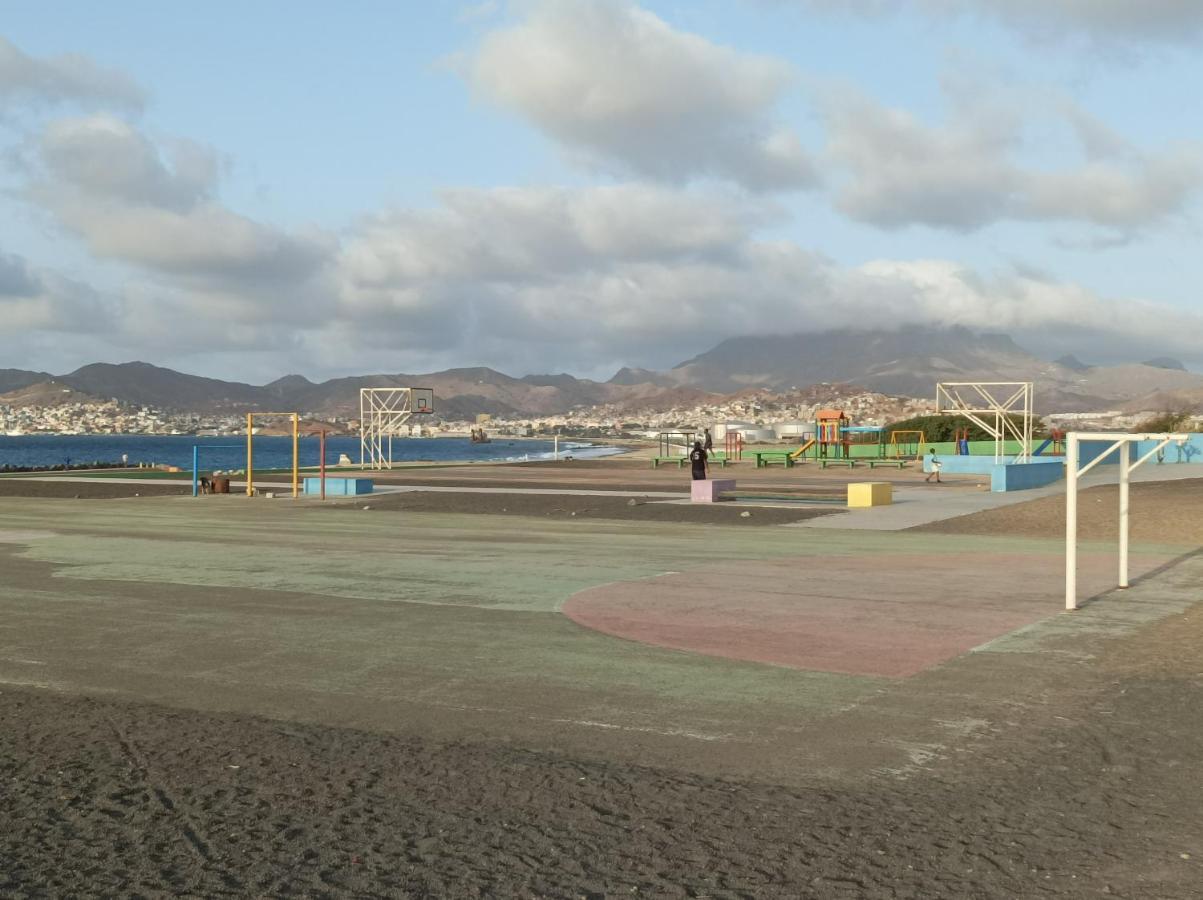 Seafront Holiday House On The Mindelo Bay Exterior photo